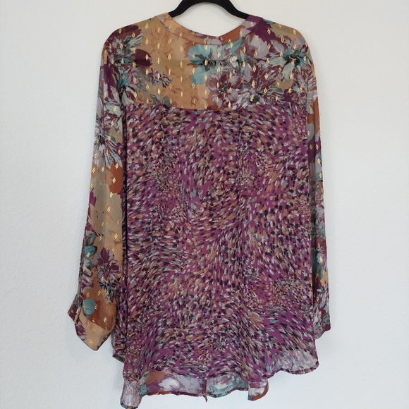 Fig & Flower Floral Button Down Multiprint Long Sleeve Blouse Size 3X - Picture 5 of 5